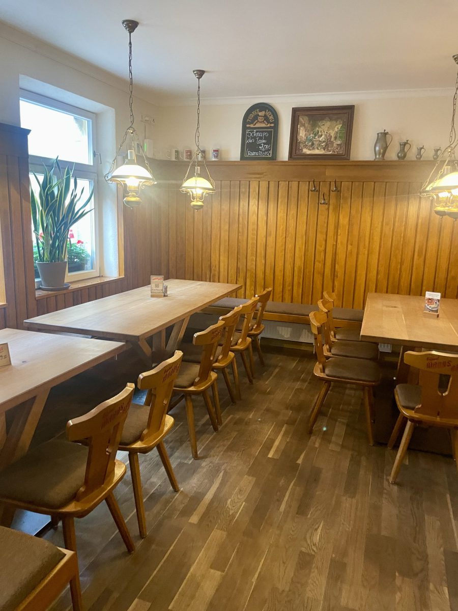 Manns Bräu - großes Nebenzimmer (hinten)